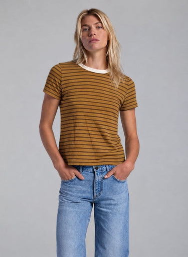 CLASSIC TEE