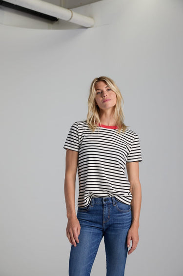 CLASSIC TEE