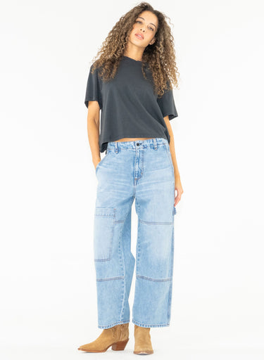 CROPPED CARPENTER