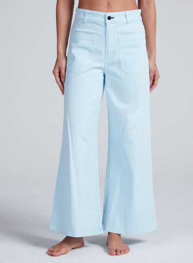 CROPPED SAILOR