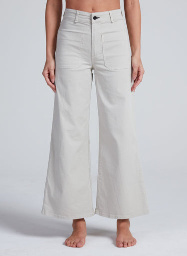 CROPPED SAILOR