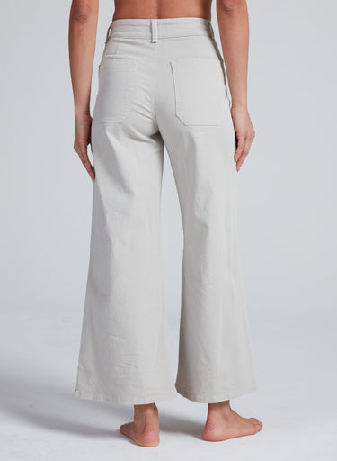 CROPPED SAILOR
