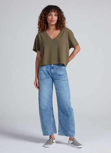 SHRUNKEN V TEE