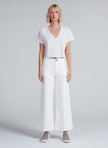 SHRUNKEN V TEE