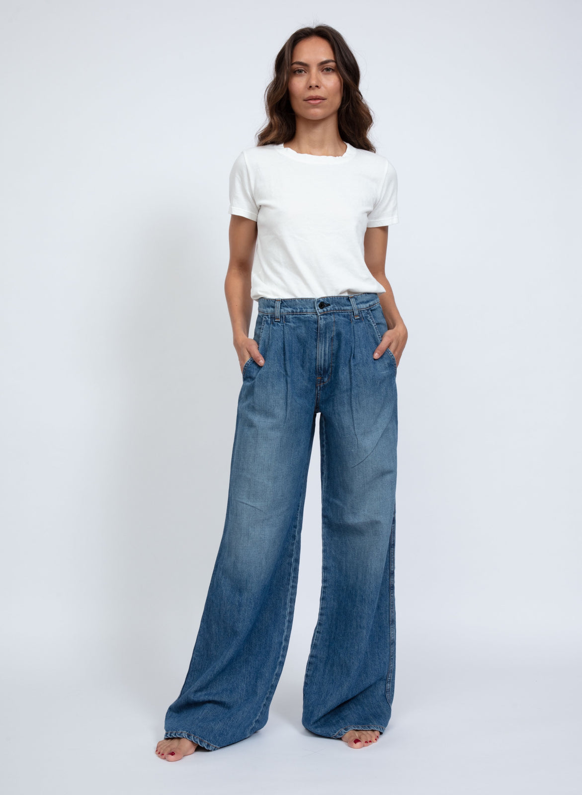 Light Weight Pleated Trouser