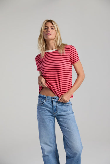 CLASSIC TEE